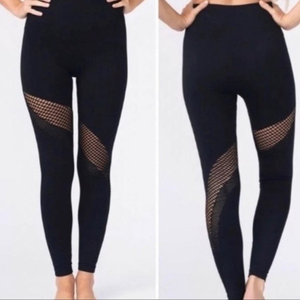 Zyia Seamless Perforated Performance Leggings Black M